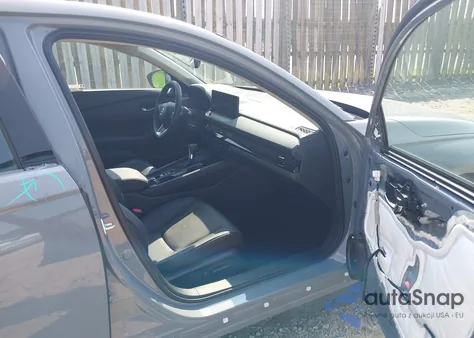 2025 Honda Accord Hybrid Touring z USA, uszkodzony, nr VIN 1HGCY2F86SA002803